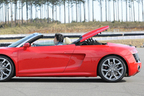 アウディ 新型 R8 スパイダー 5.2 FSI クアトロ　電動ソフトトップ開閉シーン7