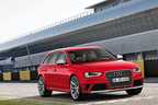 アウディ　新型「RS 4 Avant」