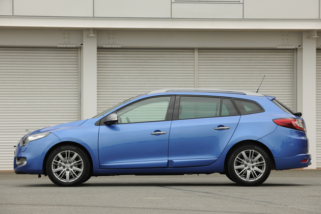 Renault ルノー メガーヌ3エステート KZH5F用 リアブレーキパッド+ローター 左右セット 送料無料