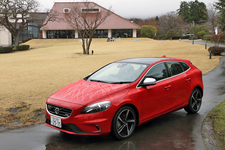 ボルボ V40 T5 R-DESIGN