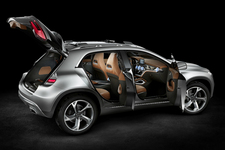 メルセデス・ベンツ コンセプトGLA[2013上海モーターショー出展：参考出品車]