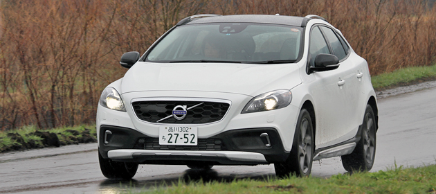 ボルボ V40 クロスカントリー T5 Awd 試乗レポート 今井優杏 3 3 徹底検証 13年新型車種ー試乗レポート Mota