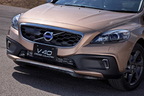 ボルボ V40 クロスカントリー T5 AWD[エクステリア・スタイリング・キット装着車]　専用フロントマスク