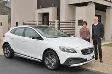 ボルボ V40 クロスカントリー T5 AWD試乗レポート／最後は2ショットで記念撮影