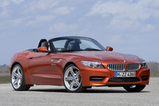 BMW 新型 Z4 sDrive35is　デザイン・ピュア・トラクション[2013年マイナーチェンジモデル／ボディカラー：ヴァレンシア・オレンジ(新色)]