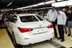 日産 栃木工場 新型「Infiniti Q50」オフライン式　栃木工場 INFINITI生産ラインの模様[2013/05/14][Photo:Infiniti]