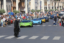 ランボルギーニ 生誕50周年パレード