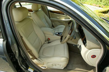 フロントシート