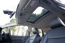 電動ガラスサンルーフ