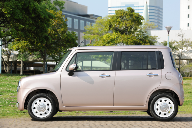 スズキ 若年女性をターゲットとした軽乗用車 アルト ラパン ショコラ を発売 画像ギャラリー No 8 業界先取り 業界ニュース 自動車 ニュース21国産車から輸入車まで Mota