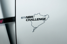 専用NBR CHALLENGEデカール（サイド） NBR CHALLENGE PACKAGEおよびNBR CHALLENGE PACKAGE[RECARO]装備