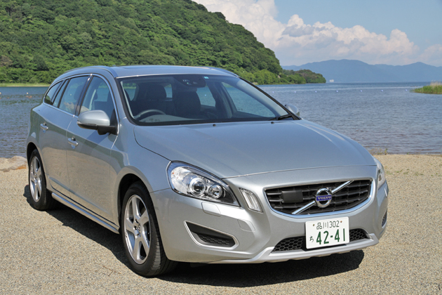 ボルボ V60 T4[2013年モデル]