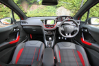 プジョー208 GTi　インテリア・インパネ周り