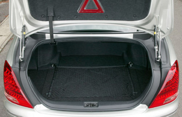 トヨタ クラウンマジェスタ 新型車徹底解説(5/6)|【話題を先取り】新型