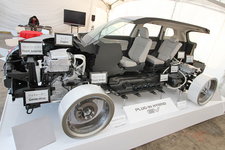 三菱 アウトアンダーPHEV