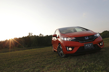 新型フィット エクステリアイメージ3