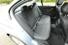 BMW 320d（クリーンディーゼル）