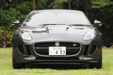 ジャガー F-TYPE V8S