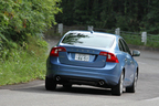 ボルボ S60 T4 SE[2014年モデル／ボディカラー：パワーブルーメタリック(新色)]／試乗レポート13