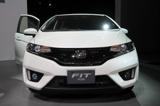 ホンダ 新型フィットRS