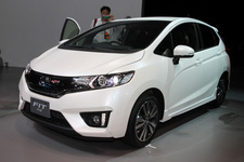 ホンダ 新型フィットRS
