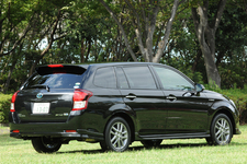 カローラフィールダー 特別仕様車 HYBRID G AERO TOURER・W×B（ダブルバイビー ）