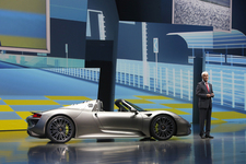 ポルシェ「918 スパイダー」