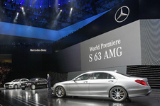 【フランクフルトショー2013：メルセデス・ベンツブース】メルセデス・ベンツ 新型 Sクラス「S63 AMG」