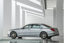 【フランクフルトショー2013:メルセデス・ベンツブース】メルセデス・ベンツ 新型 Sクラス「S63 AMG」