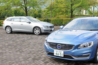 ボルボ V60 T4 SE[2014年モデル／ボディカラー：エレクトリックシルバーメタリック](左奥)とボルボ S60 T4 SE[2014年モデル／ボディカラー：パワーブルーメタリック(新色)]