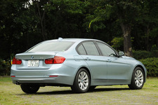 BMW 320d（クリーンディーゼル）