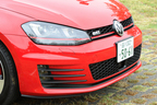 フォルクスワーゲン 新型 ゴルフGTI(GOLF7)[ボディカラー：トルネードレッド]　フロント周り