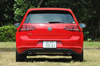 フォルクスワーゲン 新型 ゴルフGTI(GOLF7)[ボディカラー：トルネードレッド]　エクステリア・リア正面