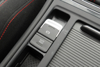 フォルクスワーゲン 新型 ゴルフGTI(GOLF7)　インテリア・エレクトリックパーキングブレーキ＆オートホールドスイッチ