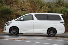 トヨタ ヴェルファイア G’s