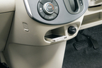 ダイハツ 新型タント インパネセンターポケット