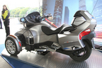 BRP Can-Am Spyder ロードスター