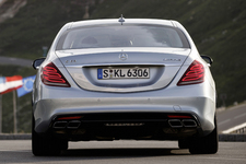 メルセデス・ベンツ S63 AMG