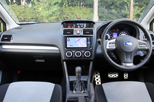 スバル XV ハイブリッド