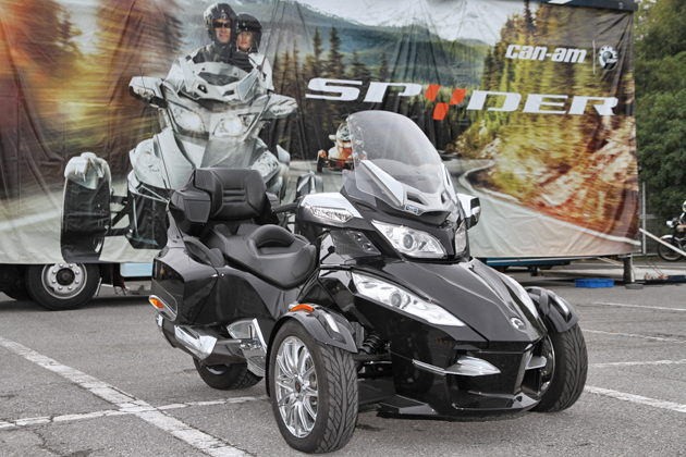 BRPジャパン 「Can-Am Spyder ロードスター」