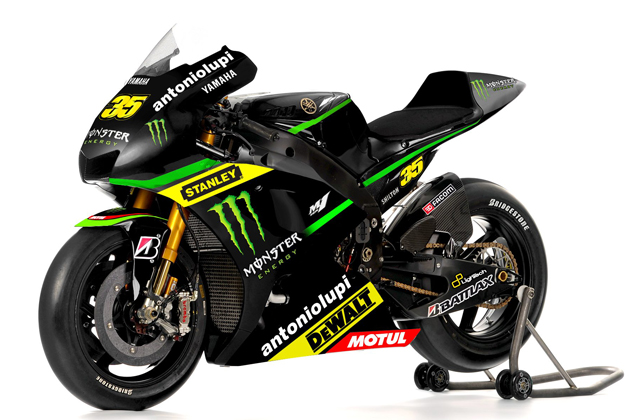 モンスターエナジーが「YZF-R1・モンスターヤマハTECH3レプリカ