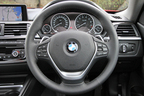 BMW 4シリーズクーペ「428iクーペ ラグジュアリー」[インテリアトリム：ハイグロス・ブラック・トリム／マット・コーラル・レッド・ハイライト(インテリアカラー：ブラック)]