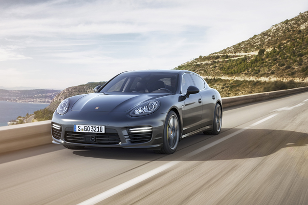 ポルシェ、パナメーラ ターボS