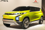 三菱自動車、コンパクトMPV「Concept AR」を世界初披露
