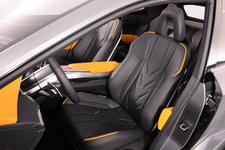 LEXUS LF-NX(プレミアムコンパクトSUVコンセプト)[東京モーターショー2013 参考出品車]