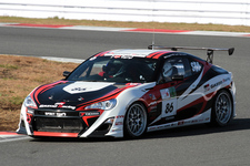 レーシングカー同乗