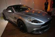 アストンマーティン ヴァンキッシュ ヴォランテ（Vanquish Volante）