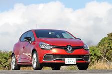 ルノー 新型 ルーテシア「R.S.(ルノースポール) シャシー スポール」[ボディカラー：ルージュ フラムM]