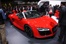 アウディ R8スパイダー