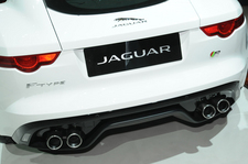 ジャガー Fタイプクーペ